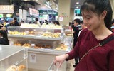 Ảnh đời thường đáng yêu của mỹ nữ bóng chuyền 15 tuổi đang 'gây sốt'