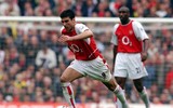 Cảnh báo cho Lacazette: 20 năm qua, áo số 9 ở Arsenal như bị ma ám!