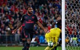 Cảnh báo cho Lacazette: 20 năm qua, áo số 9 ở Arsenal như bị ma ám!