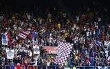 [Ảnh] Neymar ra mắt fans như ông hoàng, hoành tráng nhất lịch sử bóng đá Pháp