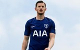 Ngắm áo đấu tuyệt đẹp của tất cả 20 CLB Ngoại hạng Anh mùa giải 2017/18