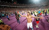 [ẢNH] Người Ai Cập xuống đường ăn mừng tấm vé World Cup lịch sử