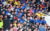 Muôn cảm xúc đáng yêu của các CĐV trên khán đài bóng đá học sinh Hà Nội