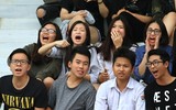 Muôn cảm xúc đáng yêu của các CĐV trên khán đài bóng đá học sinh Hà Nội