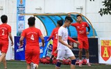 [ẢNH] THPT Dương Xá vượt qua THPT Nguyễn Tất Thành sau bữa tiệc bóng đá
