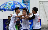 [ẢNH] THPT Dương Xá vượt qua THPT Nguyễn Tất Thành sau bữa tiệc bóng đá