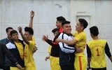 [ẢNH] Hồng Thái đá như những chiến binh, ĐKVĐ Trần Quốc Tuấn chứng tỏ bản lĩnh