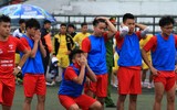 [ẢNH] THPT Dương Xá vượt qua THPT Nguyễn Tất Thành sau bữa tiệc bóng đá