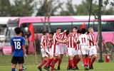 Giggs và Scholes thích thú xem đội trẻ PVF đánh bại mầm non giải Ngoại hạng Anh