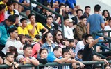 Những CĐV cuồng nhiệt và đáng yêu nhất từng thắp lửa khán đài sân Tây Hồ