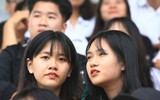 Những CĐV cuồng nhiệt và đáng yêu nhất từng thắp lửa khán đài sân Tây Hồ