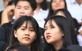 Những CĐV cuồng nhiệt và đáng yêu nhất từng thắp lửa khán đài sân Tây Hồ