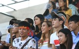 Những CĐV cuồng nhiệt và đáng yêu nhất từng thắp lửa khán đài sân Tây Hồ