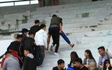 Những CĐV cuồng nhiệt và đáng yêu nhất từng thắp lửa khán đài sân Tây Hồ