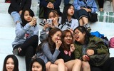 Những CĐV cuồng nhiệt và đáng yêu nhất từng thắp lửa khán đài sân Tây Hồ