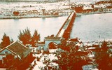 [ẢNH] Nghẹn ngào bước trên cây cầu từng chia cắt 2 miền đất nước