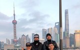 Xuân Trường, Công Phượng, Văn Thanh... cực ngầu dạo phố Thượng Hải