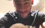 [ẢNH] Ronaldo, Messi, Neymar và những ngôi sao bóng đá hết lòng yêu loài chó