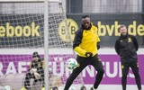 [ẢNH] Huyền thoại điền kinh Usain Bolt ăn tập cùng Dortmund, chờ ngày trình làng