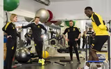 [ẢNH] Huyền thoại điền kinh Usain Bolt ăn tập cùng Dortmund, chờ ngày trình làng