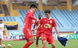 [ẢNH] CĐV quây kín cửa sân Hàng Đẫy chờ gặp thần tượng U23 Việt Nam