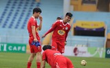 [ẢNH] CĐV quây kín cửa sân Hàng Đẫy chờ gặp thần tượng U23 Việt Nam