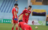 [ẢNH] CĐV quây kín cửa sân Hàng Đẫy chờ gặp thần tượng U23 Việt Nam