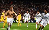 [ẢNH] Ronaldo khoe cơ bắp hoàn hảo sau khi lóe sáng đưa Real vào bán kết