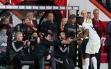 Không thèm bắt tay, mâu thuẫn giữa Pogba và HLV Mourinho lên tới đỉnh điểm