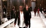 Không chỉ Bùi Tiến Dũng, nhiều ngôi sao bóng đá thế giới cũng tỏa sáng trên sàn catwalk
