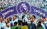[ẢNH] Man City phấn khích nâng cao cúp vô địch Ngoại hạng Anh
