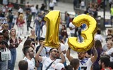 [ẢNH] Choáng ngợp với biển người trong lễ rước cúp vô địch hoành tráng của Real Madrid