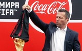[ẢNH] Cúp vàng thế giới đến Nga, chờ trao tay nhà vô địch World Cup 2018