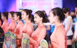[ẢNH] Dàn chân dài 