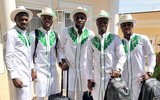 [ẢNH] Nigeria lại gây sốt với trang phục dự World Cup... không giống ai