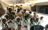 [ẢNH] Nigeria lại gây sốt với trang phục dự World Cup... không giống ai