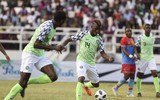 [ẢNH] Nigeria lại gây sốt với trang phục dự World Cup... không giống ai