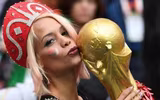[ẢNH] Fans nữ xinh đẹp và cuồng nhiệt khắp nơi quần tụ về World Cup 2018