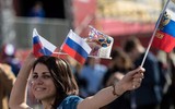 [ẢNH] Fans nữ xinh đẹp và cuồng nhiệt khắp nơi quần tụ về World Cup 2018