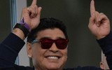 [ẢNH] Maradona phì phèo xì gà, tiếc hùi hụi nhìn Messi sút hỏng 11m
