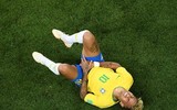 [ẢNH] Neymar khổ sở, quằn quại trước những 