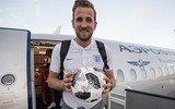 [ẢNH] Harry Kane giữ quả bóng trong trận đấu kỷ lục của ĐT Anh như báu vật