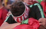 [ẢNH] Cô bồ xinh đẹp buồn thiu nhìn Ronaldo thua trận và rời World Cup