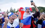 [ẢNH] CĐV xuống đường ăn mừng hoành tráng như tuyển Nga vừa vô địch thế giới