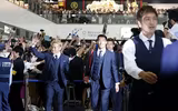 [ẢNH] Đây là cách ĐT Nhật Bản được chào đón sau khi trở về từ World Cup