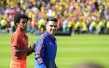 [ẢNH] Bị loại khỏi World Cup, tuyển Colombia vẫn được biển người chào đón trở về