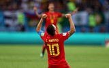 [ẢNH] Neymar nức nở gục vào vai 