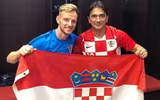 [ẢNH] Fan Croatia nướng dê trong ôtô, tưng bừng ăn mừng kỳ tích vào chung kết