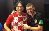 [ẢNH] Fan Croatia nướng dê trong ôtô, tưng bừng ăn mừng kỳ tích vào chung kết