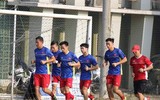 [ẢNH] Xuân Trường trở lại trong lần đầu tiên Việt Nam được tập trên một sân 